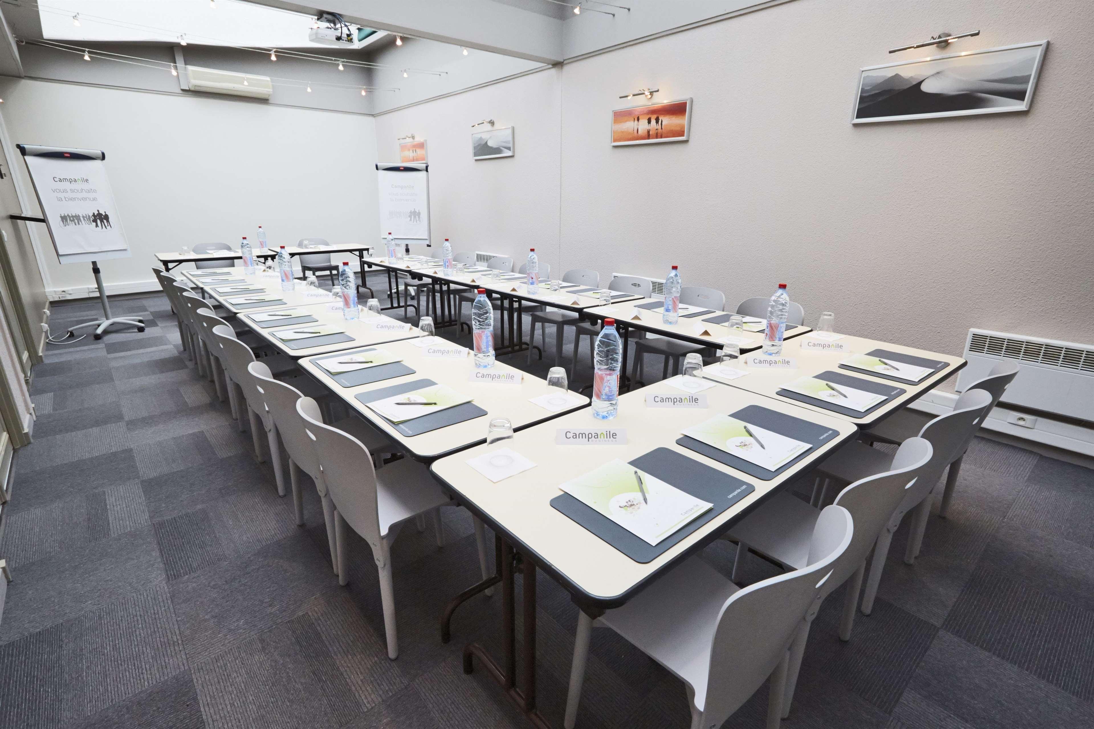 Hotel Campanile Paris Ouest - Porte De Champerret 3*